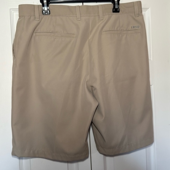 Men’s Izod golf short size 36 - Picture 2 of 5